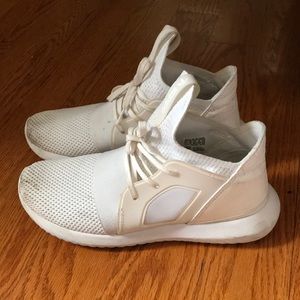 Adidas Tubular Defiant Sneakers Size 7.5